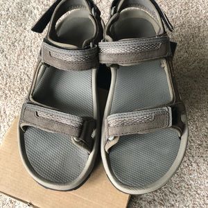 Men’s size 12 Teva